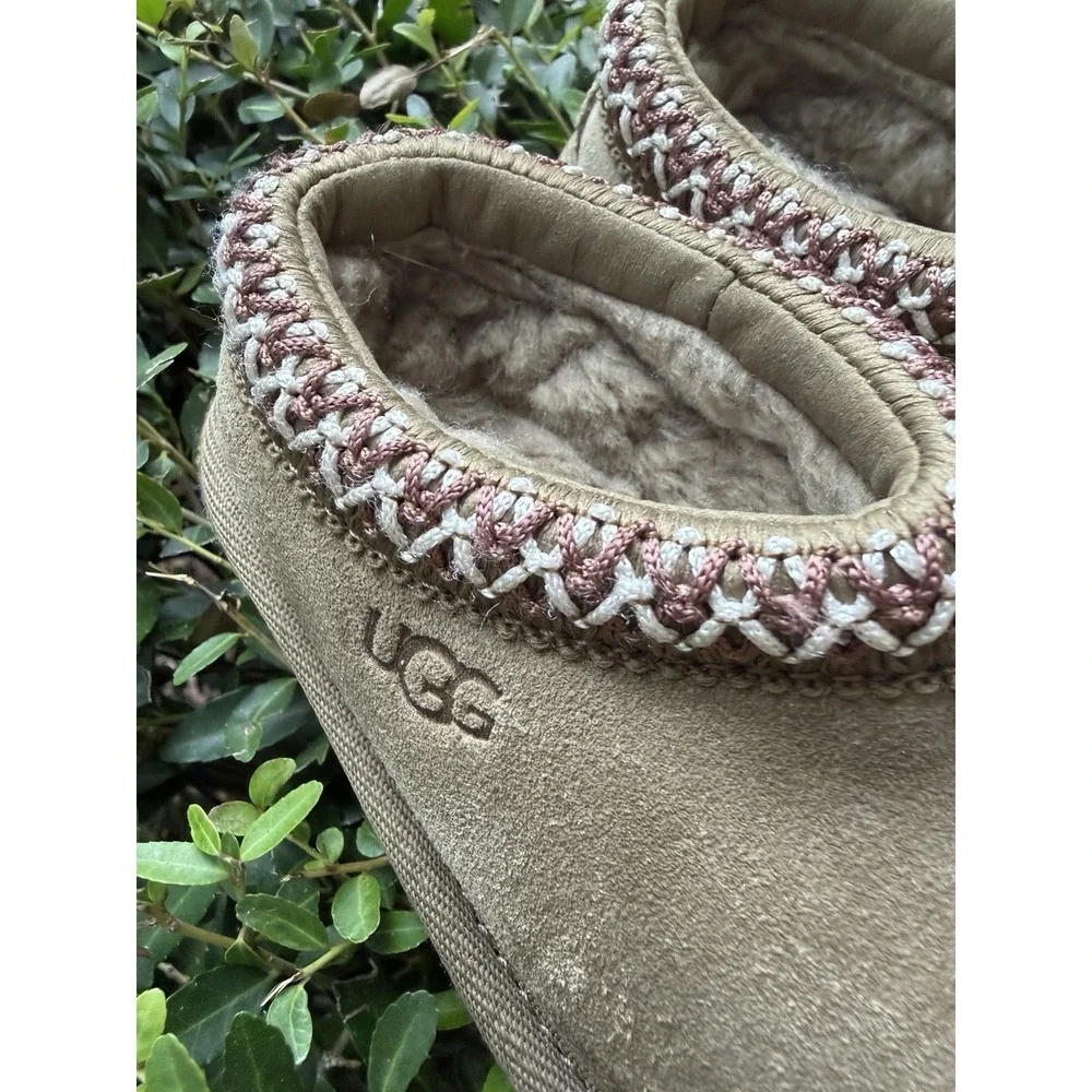 UGG toddler sz